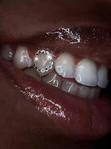 150pcs DIY Tooth Gem Kit With Tools, Super Shiny Self-Adhesive White Crystal Rhinestone Round Diamonds, European And American Fashion Dental Beauty Materials, Personalized Gothic Hip-Hop Y2K Style Bar Party Teeth Jewelry With All Tools - Tooth Jewelry Set - View 4