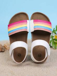 1 par de nuevas sandalias planas de moda para niñas con decoración arcoíris, versátiles para usar en exteriores, viajes y días festivos