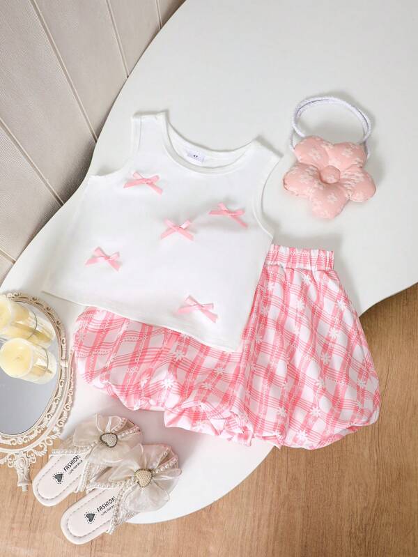 2pcs/Set Girl Fashionable Outdoor Casual Fitted Sports Set, Including White Bow-Knot Vest Top And Pink Plaid Flower Ruffled Shorts, Spring/Summer New Arrival
