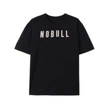 Camiseta NOBULL EUC para hombres talla S, de manga corta con logotipo gráfico, de rendimiento para gimnasio como regalo - Negro - Ver 1