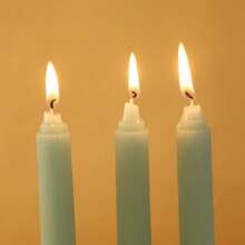 25cm(Approx.10in) / 20cm(Approx.8in) Minimalist Vertical Stripe Candles, Red/White/Blue/Green/Purple/Gray/Yellow/Orange/Pink/Black/Rose Red, Colored Candles, 8 Hours Burning Time/Pc, Geometric Striped Design, Suitable For Home Decor, Wedding, Gifts, Parties, Unscented Candles, Romantic Decorations, All Season - Multicolor - View 6