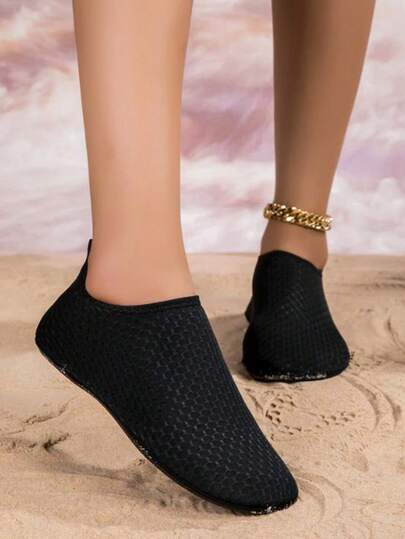 New Beach Shoes, Anti-Slip Water Socks, Breathable Running Shoes, Soft Bottom Diving Shoes, Unisex For Water Park, Anti-Cut Snorkeling Shoes