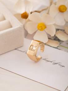 1 Stück modischer minimalistischer Buchstaben 26 Buchstaben quadratischer offener Ring, geeignet für tägliches Dekor-Tragen, kann ein Geschenk für Liebhaber, Freunde, Familie an Geburtstag, Feiertag, Jahrestag sein