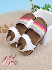 1 par de nuevas sandalias planas de moda para niñas con decoración arcoíris, versátiles para usar en exteriores, viajes y días festivos