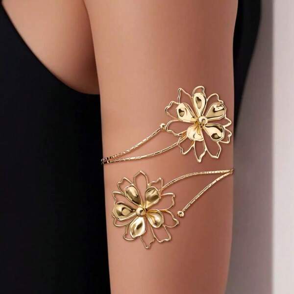 1pc Fashionable Open-Ended Adjustable Large Flower Design Bracelet For Women