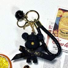Resin Yarn Bear Key Chain, Elegant Accessory For Car, Backpack, Purse, Couples, Fashionable Gift