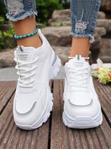 1 par de zapatos deportivos casuales de mujer con rayas grises y blanco, con plataforma y suela gruesa, zapatillas chunky, con plantilla interior que aumenta la altura, adecuados para uso diario, vacaciones, citas, etc. Zapatos deportivos casuales, con efecto de lentejuelas, estilo clásico simple, altura de 7,5 cm