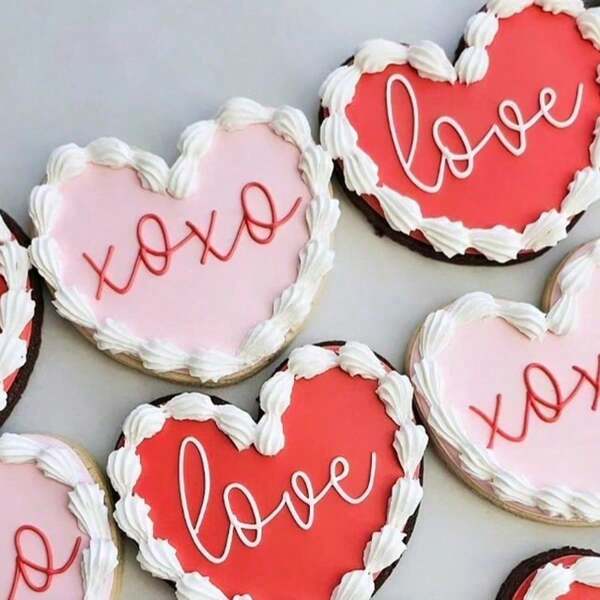 5pcs/Set Heart Shaped Stainless Steel Cookie Cutter& Biscuit Mold Kit, Suitable For Valentine's Day, Wedding, Anniversary And Other Festivals Fondant, Pastry, Cake Decoration, Baking Tools