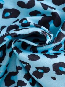 时尚复古女婴豹纹不对称上衣和宽松豹纹薄裤两件套