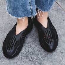 EVA Men Women Clogs Foam Runner Shoes For Women Men, Hollow Cloud Slippers Lightweight Slip-On Walking Sneakers Breathable Soft Beach Sandals Breathable Non-Slip Beach Shoes Casual Fashion Sports Sandals One Pair Arch Support Sandals - 黑色 - 查看 9