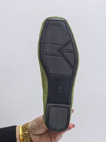 Spring/Autumn New Casual Slip-On Square Toe Flat Shoes, Versatile Outdoor Loafers, Large Sizes 36-43, Fashionable & Comfortable Suede Flat Shoes, Dusty Green