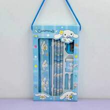 Sanrio Ensemble cadeau de papeterie Sanrio hello kitty et Cinnamoroll - Assortiment de fournitures scolaires en plastique avec règle, crayon, taille-crayon et gomme - Parfait pour les étudiants, les récompenses et les cadeaux de rentrée scolaire