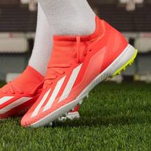 Adidas 足球鞋男 X CRAZYFAST LEAGUE TF碎釘低筒運動鞋 - 紅色 - 查看 1