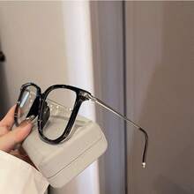 " LOVE " Series Blue Light Glasses For Woman, Oversize Light Weight Fashion Computer Glasses On Office Reduce Eye Strain Anti Migraine For Working Reading Computer , TV Glasses, Stylish Square Frame, Anti Glare Leopard  Small Face Square   Reduce Eye Fatigue On Computers, TVs, Phones, And Games, Suitable For Reading/Computer Reading Lense Screen Protector Plain Glasses   Clear Lens Glasses,Blue Light Glasses For Woman Men Safety Glasses Blue Light Blocking Glasses  Protection Computer Gaming Glasses   Women Cute Light Weight Red Frame Oversized Non Prescription Small Face Square Cat Eye  Reduce Eye Fatigue On Computers, TVs, Phones, And Games, Suitable For Computer Lense Screen Protector Plain Glasses   Clear Lens Glasses Blue Light   Light Blocking Glasses   For For Women Men  Light Glasses For    Glasses For Women  99 Blue Light  Glasses For Woman - 黑色 - 查看 5