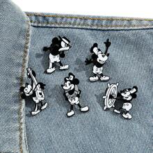 5 Peças Conjunto de Broches de Animal Cartoon Disney, Preto e Branco Capitão Mickey Mouse, Alfinete de Esmalte, Acessórios para Mochila, Roupas, Joias, Placas Metálicas, Presentes