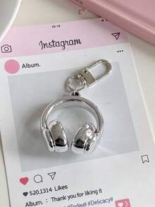 1pc Simple & Cool 3D Headphone Pendant, Creative Minimalist Style Bag Charm, Best Friend Gift