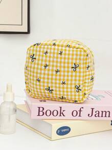 1 Pieza Bolsa de maquillaje acolchada con diseño de cereza, de gran capacidad, con cremallera, práctica y de moda, esencial para viajes y vacaciones, para almacenar artículos de higiene femenina, auriculares, cargadores, cosméticos, perfumes, productos de cuidado de la piel, y talla grande. Regalo ideal para mamá, mujeres, enfermeras, estudiantes, chicas escolares, y para decoración del hogar.