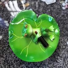 Jetec Miniature Frog Garden Statue, Green Frog Statue Outdoor Decoration Courtyard And Garden Decoration Fairy Birthday Relocation Gift Home Accessories Lawn Decoration (Simple Style)