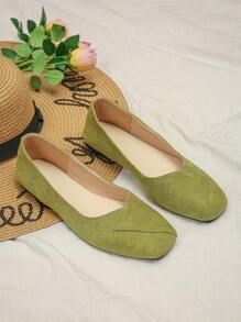 Spring/Autumn New Casual Slip-On Square Toe Flat Shoes, Versatile Outdoor Loafers, Large Sizes 36-43, Fashionable & Comfortable Suede Flat Shoes, Dusty Green
