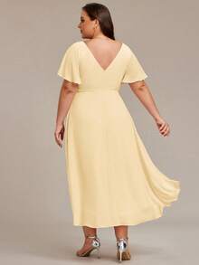 Plus Size Chiffon V-Neck Ruffle Sleeve A-Line Mid-Length Wedding Guest Dress, Yellow Bridesmaid Dress - Yellow - View 3