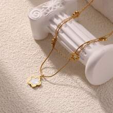 1 pieza Collar de acero inoxidable con baño de oro de 18K, diseño hueco de trébol, con conchas y perla, elegante y minimalista, adecuado para fiesta, citas y uso en la oficina