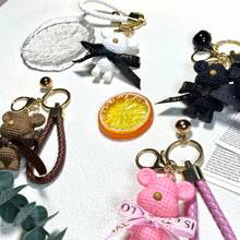 Resin Yarn Bear Key Chain, Elegant Accessory For Car, Backpack, Purse, Couples, Fashionable Gift
