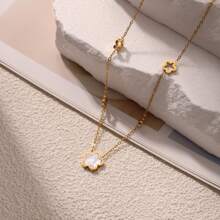 1 pieza Collar de acero inoxidable con baño de oro de 18K, diseño hueco de trébol, con conchas y perla, elegante y minimalista, adecuado para fiesta, citas y uso en la oficina
