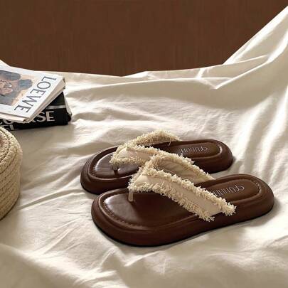 Women's Summer Flat One-Piece Slippers - Open Toe Sandals, Made Of Soft PU Material And Fabric With Tassel Decor. Featuring Lace Trim And Decorative Details On The Vamp, Paired With Rubber Soles For A Perfect Fit. Suitable For Vacation, Outdoor Activities, Home Wear, Cocktail Parties And Daily Outdoor Events. Brown Beach Style Open Toe Sandals.
