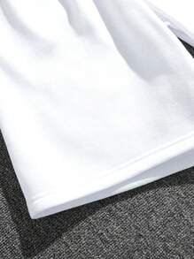 Men's Fashionable Street Style Text Graphic Print Round Neck Short Sleeve T-Shirt & Shorts 2pcs Set