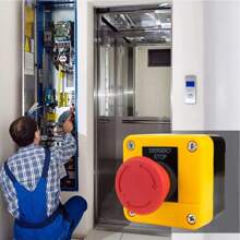 4 botones de parada de emergencia con contactor tipo hongo para controlar arrancadores electromagnéticos, relés de protección y otros circuitos de control automático, brindando protección integral para todo tipo de circuitos. - Amarillo y negro - Ver 9