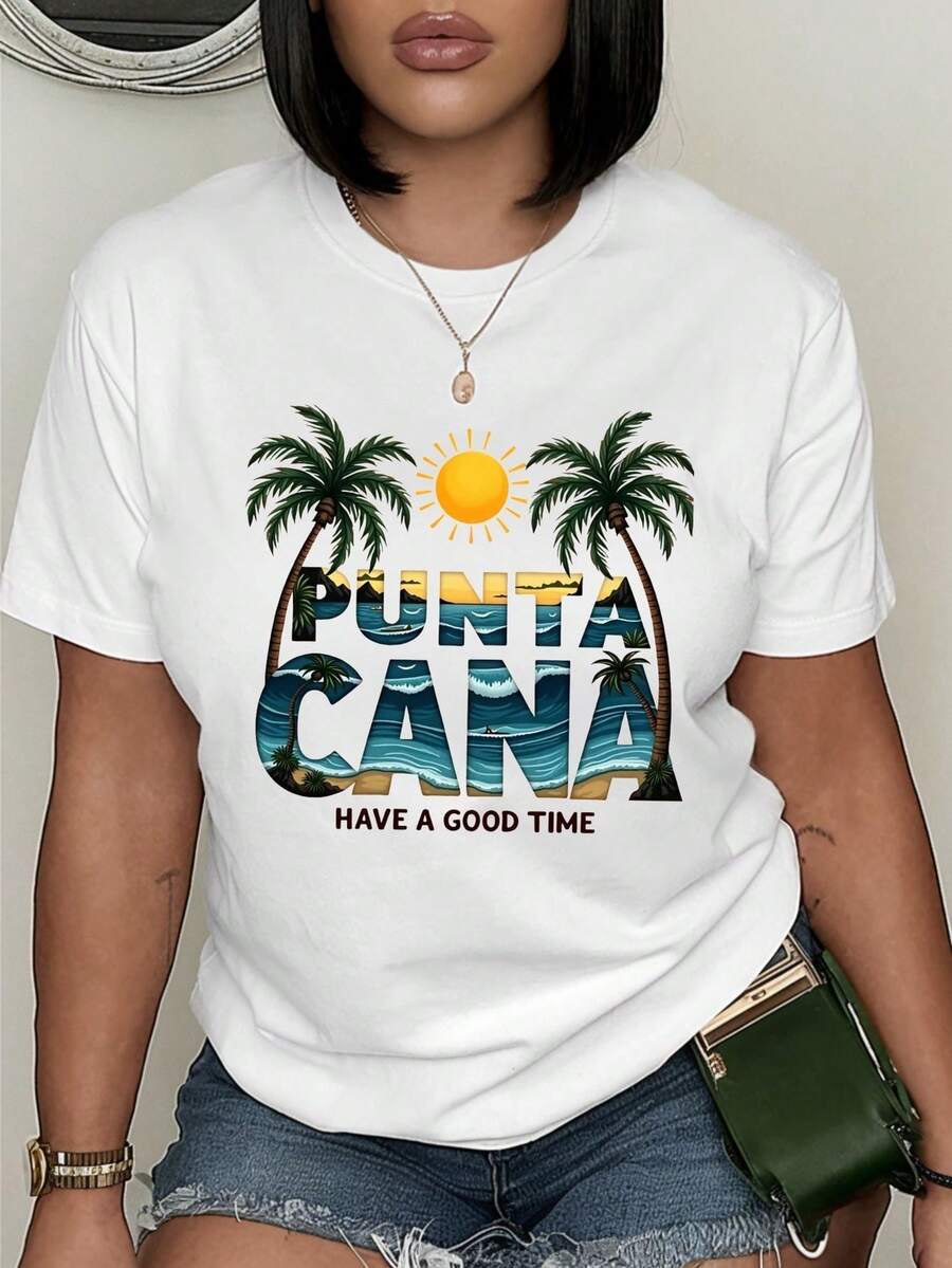 Camisa blanca de 100% algodón puro para mujer con diseño gráfico de palmeras y motivo de Punta Cana. Presenta estampado directo a la prenda para gráficos realistas, diseño de cuello redondo y estilo casual. Adecuada para vacaciones de verano y actividades. Esta ropa de mujer de manga corta y talla grande también es excelente para la comodidad diaria. Ropa de mujer, atuendos de vacaciones para mujer, camisetas gráficas para mujer, camisetas divertidas, blusas. Camisetas gráficas - Blanco - Ver 1
