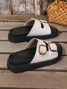 新款大码女式厚底坡跟凉鞋，时尚百搭简约风格，柔软舒适，全脚包裹，春夏穿搭 - 白色 - 查看 5