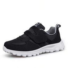 Men's Casual Sneakers, Round Toe, Comfortable, Lightweight, Wide-Fit, Elevated Footbed For Fall/Winter