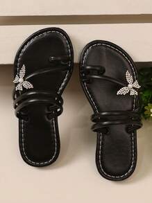 1 Pair Plus Size Black PU Strap Sandals, Shiny Colorful Butterfly Decor Flat Beach Slippers For Teenage Girls & Kids(Age 3-15), Fashion Cute Vacation Daily Casual Wear