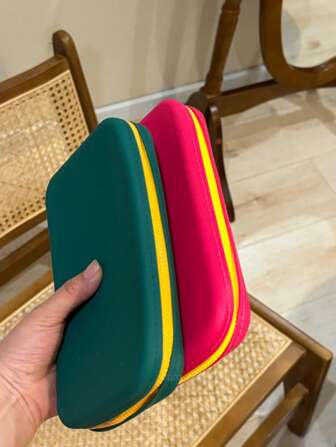 大号硅胶收纳袋，便携式化妆包，可收纳化妆品、口红、化妆刷、指甲油、卡片、数据线等，多功能化妆包，精美礼品，女士礼物，圣诞礼物，女士送礼佳品