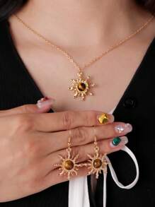 3pcs Bohemian Style Gold-Tone And Light Green Sun Necklace Earring Set For Women