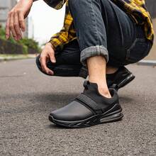 LARNMERN Anti-Slip Work Shoes For Men Kitchen Chef Restaurant One-Legged Sports Shoes Walking Work Shoes Men's Black Work Shoes