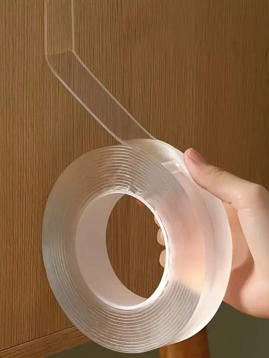 1 件高粘度纳米双面胶带，粘贴物品不留痕迹，不伤墙面，粘性强，比挂钩更牢固，可水洗双面胶带，可重复使用防水双面胶带，适用于多场景使用