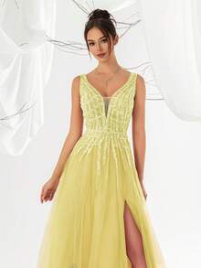 VIPGIRL 黄色无袖薄纱连衣裙，饰有亮片紧身胸衣，深V领高开衩设计，优雅大方，适合正式舞会和盛大晚宴等场合。奢华长款薄纱连衣裙 - 黃色 - 查看 5