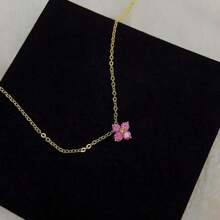 Colar Elegante Feminino de Moissanite Colorido e Deslumbrante, Incrustado com Quatro Moissanites Coloridos - Joias Femininas Ideais para Noivado e Casamento, Presente Perfeito para Dia dos Namorados, Páscoa, Dia das Mães, Ação de Graças e Natal