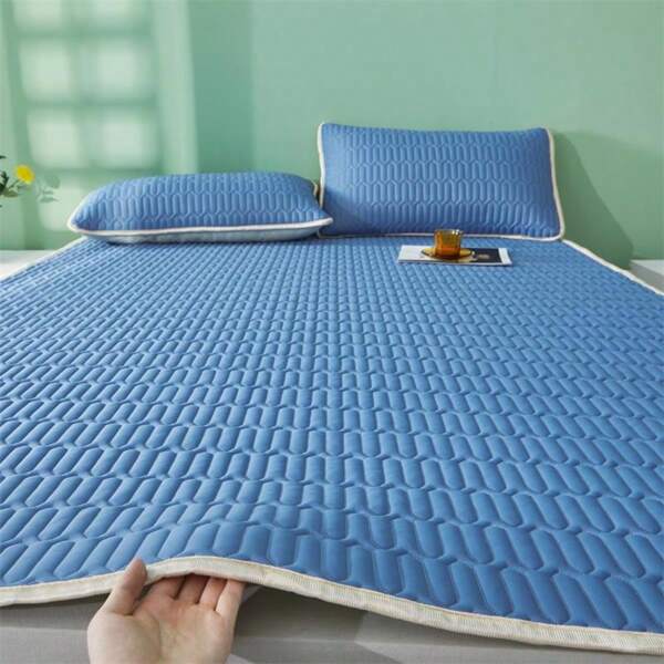 1pc Ice Lyocell Latex Cooling Mattress Topper - Hypoallergenic, Machine Washable, Breathable Summer Bedding For Air-Conditioned Rooms & Family Bedrooms, Mixed Colors