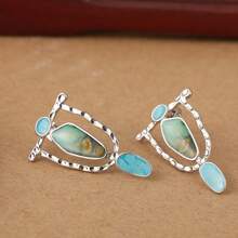 [Pendientes vintage] 1 par de pendientes vintage elegantes con colgante de gema verde, adecuados para bodas y ocasiones especiales