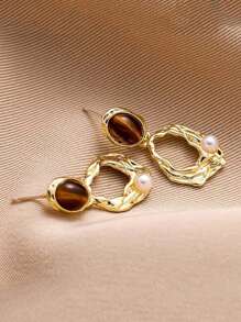 1 par de brincos vintage com pedra olho de tigre e pérola assimétrica, elegantes e versáteis para mulheres