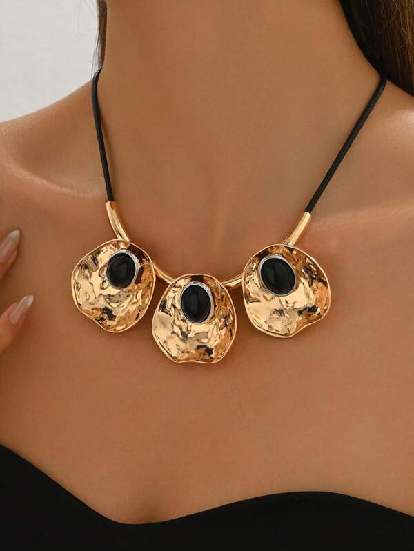 1pc Elegant Vintage Geometric Round Black Resin Inlaid Pendant Necklace For Women