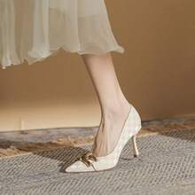Scarpe con tacco alto in stile francese per donna in primavera e autunno, nuovo stile, di nicchia, adatte a tutti i gusti, con punta bassa, stiletto, scarpe a punta per donna