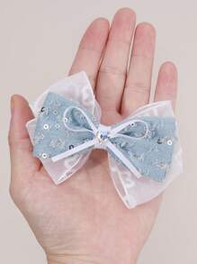 2 pièces Nœuds de cheveux en denim bleu clair pour femmes, avec paillettes scintillantes, pinces alligator avec tulle blanc. Pinces à cheveux mignonnes et douces pour une utilisation quotidienne. Barrettes délicates, accessoires pour cheveux des femmes, pinces plates, épingles à cheveux, pinces à cheveux