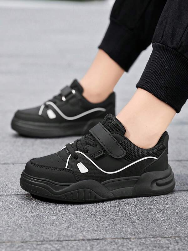 1 Pair Children Leather Surface Waterproof Soft Bottom Lightweight Casual Sports Shoes, Multi-Color Leather Patchwork, Suitable For School Activities And Casual Walks