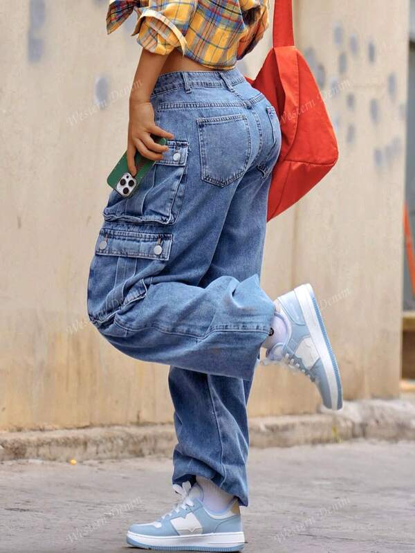 Stylish Vintage Chic Y2K Cargo Pants - High-Waisted, Wide-Leg, Pocketed, Comfortable, Casual, Street-Stylish Denim Trousers For The Curvaceous Woman