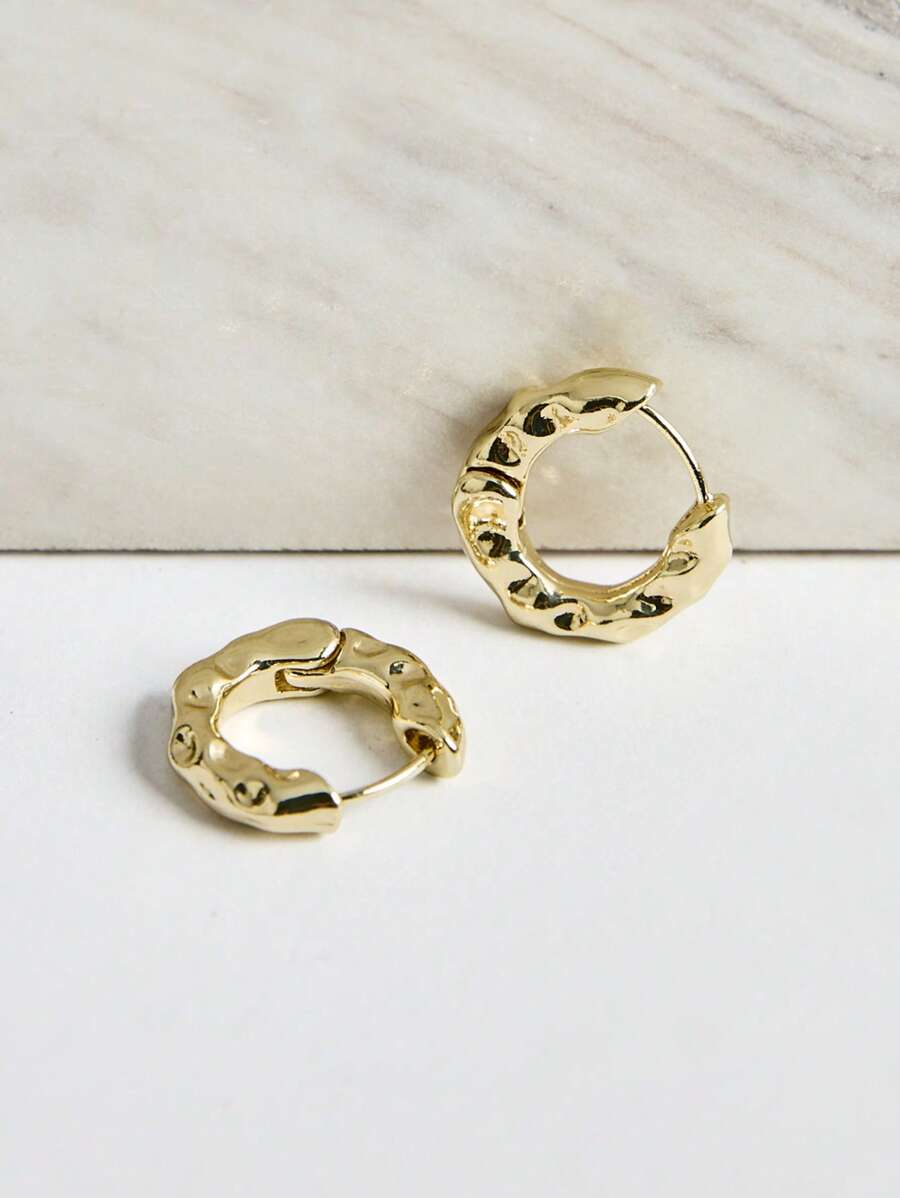 1 Paar kupferfarbene Vintage geometrische asymmetrische Creolen als Geschenk für ein Date