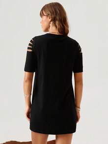 SHEIN LUNE Round Neck Casual Ripped Detail Solid Tee Dress - Black - View 3